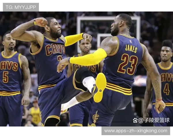 詹姆斯突破助攻带队完成逆转，湖人全队庆祝